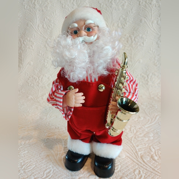 Animated Musical Santa Claus Motion Activated Battery Operated Christmas Decor - Picture 1 of 8